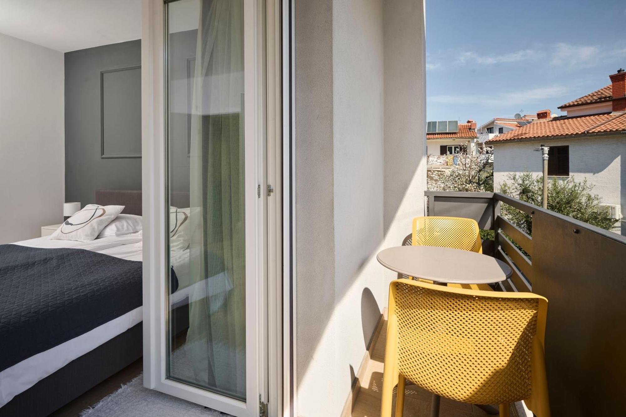 Apartment Martello Forest View Porec Bagian luar foto