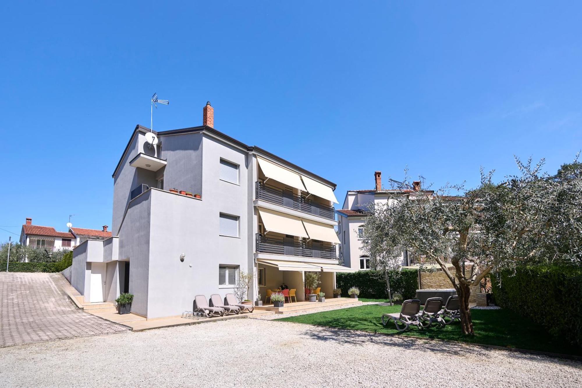 Apartment Martello Forest View Porec Bagian luar foto
